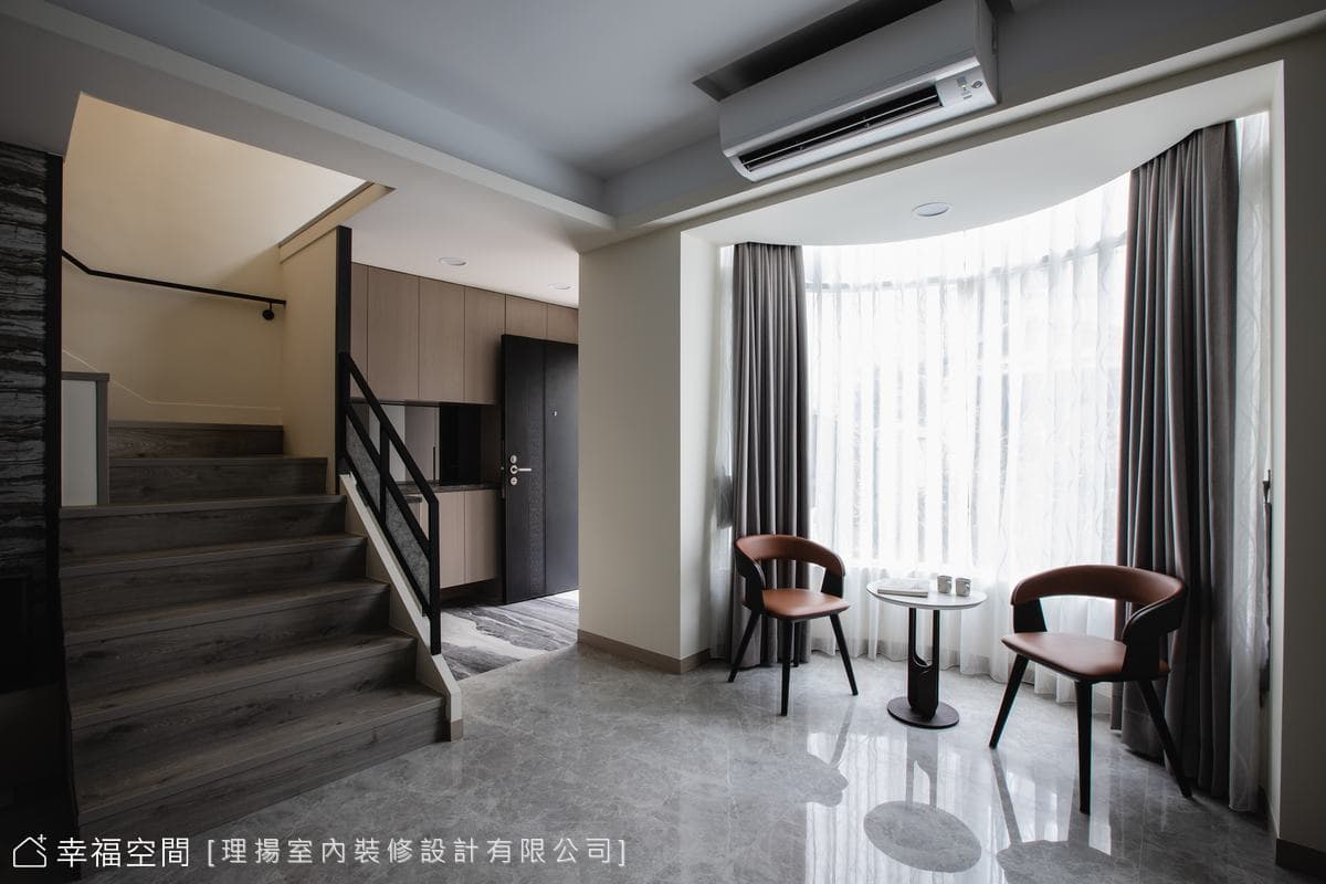 史上最恐怖老屋 34年透天別墅的重生│現代風