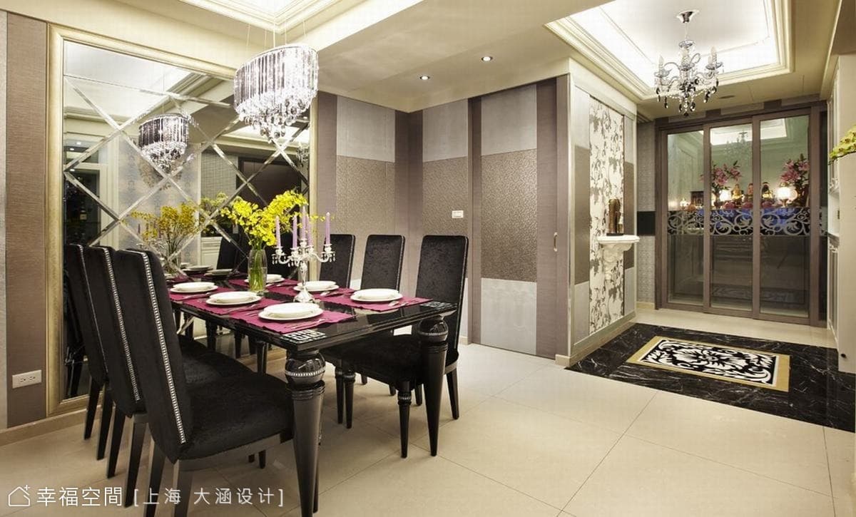 餐廳望向佛堂