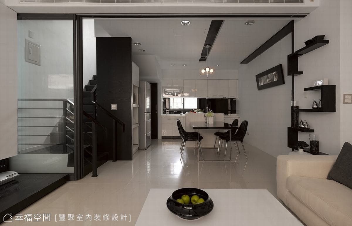 黑白色系